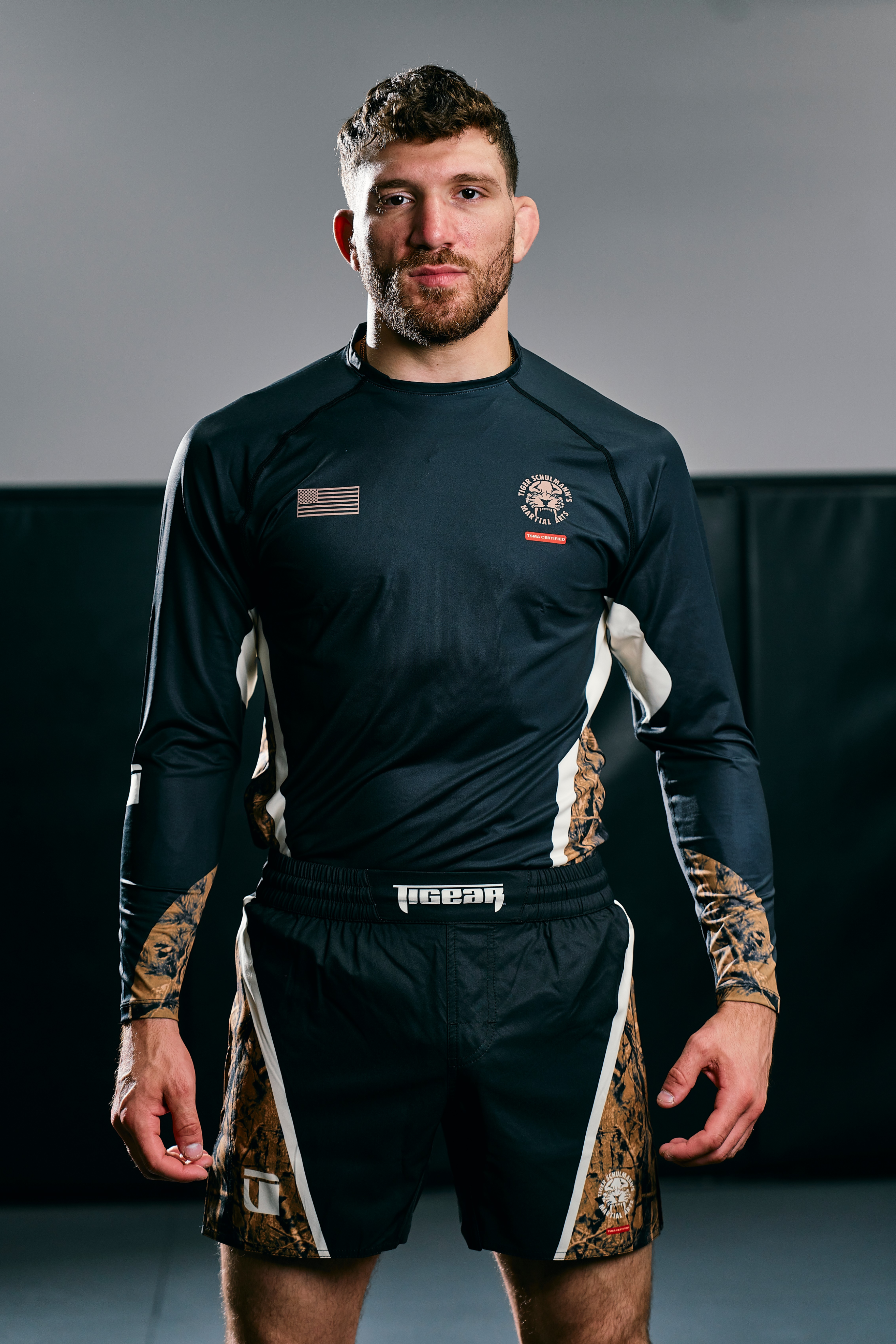 Saddle Long Sleeve Rashguard - Black – Tigear