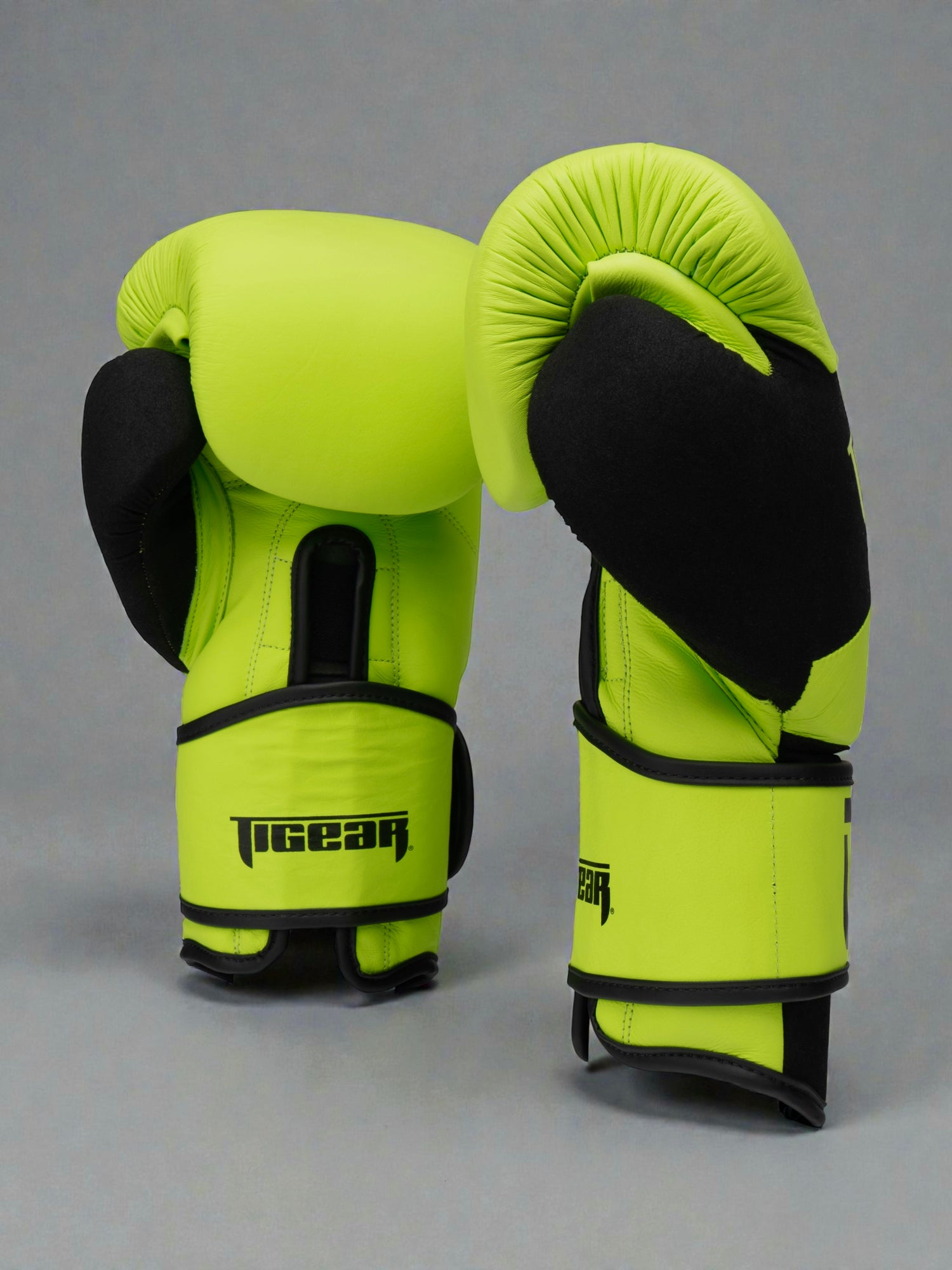 NOVA Boxing Gloves - Kinetic