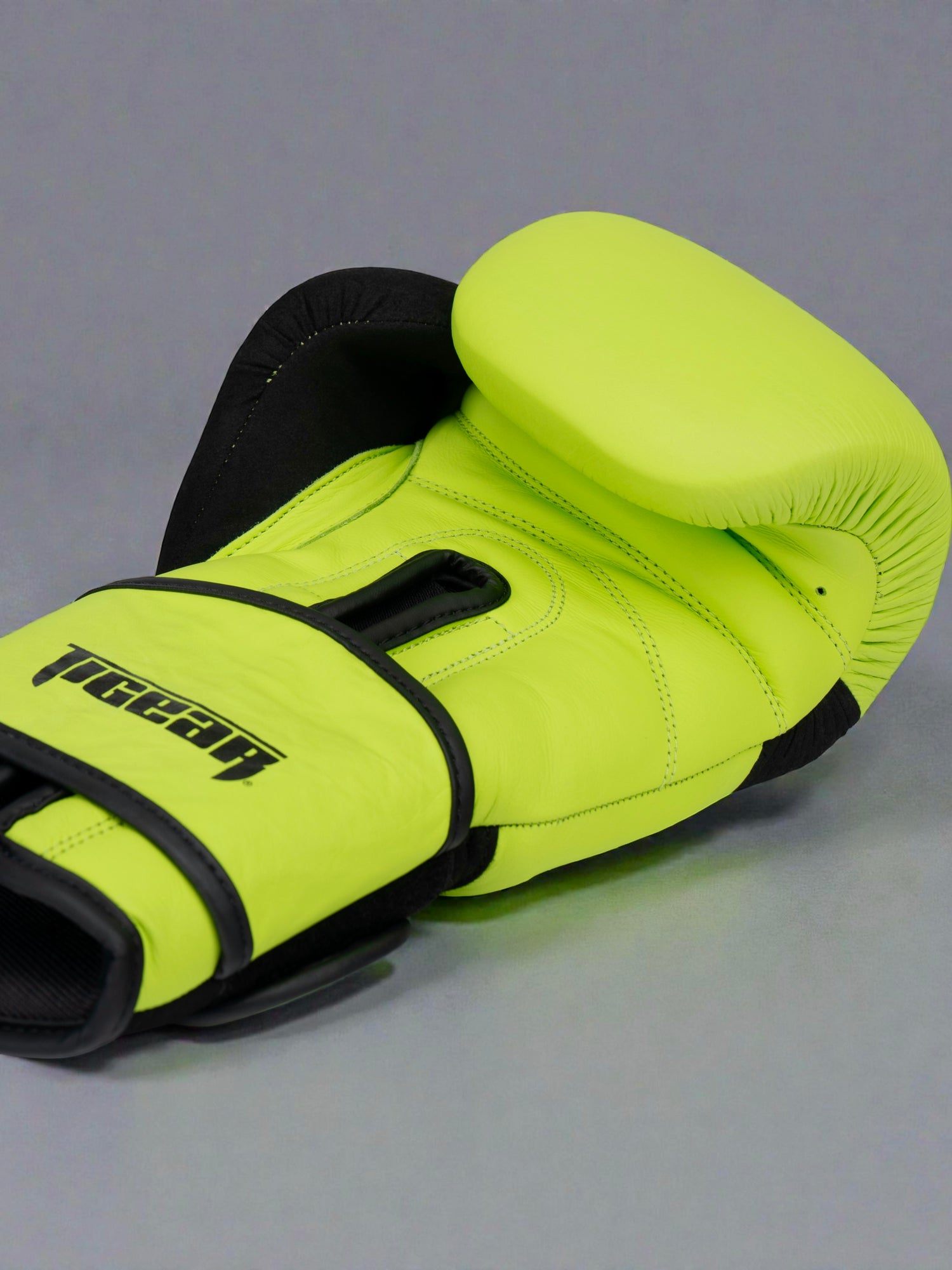 NOVA Boxing Gloves - Kinetic