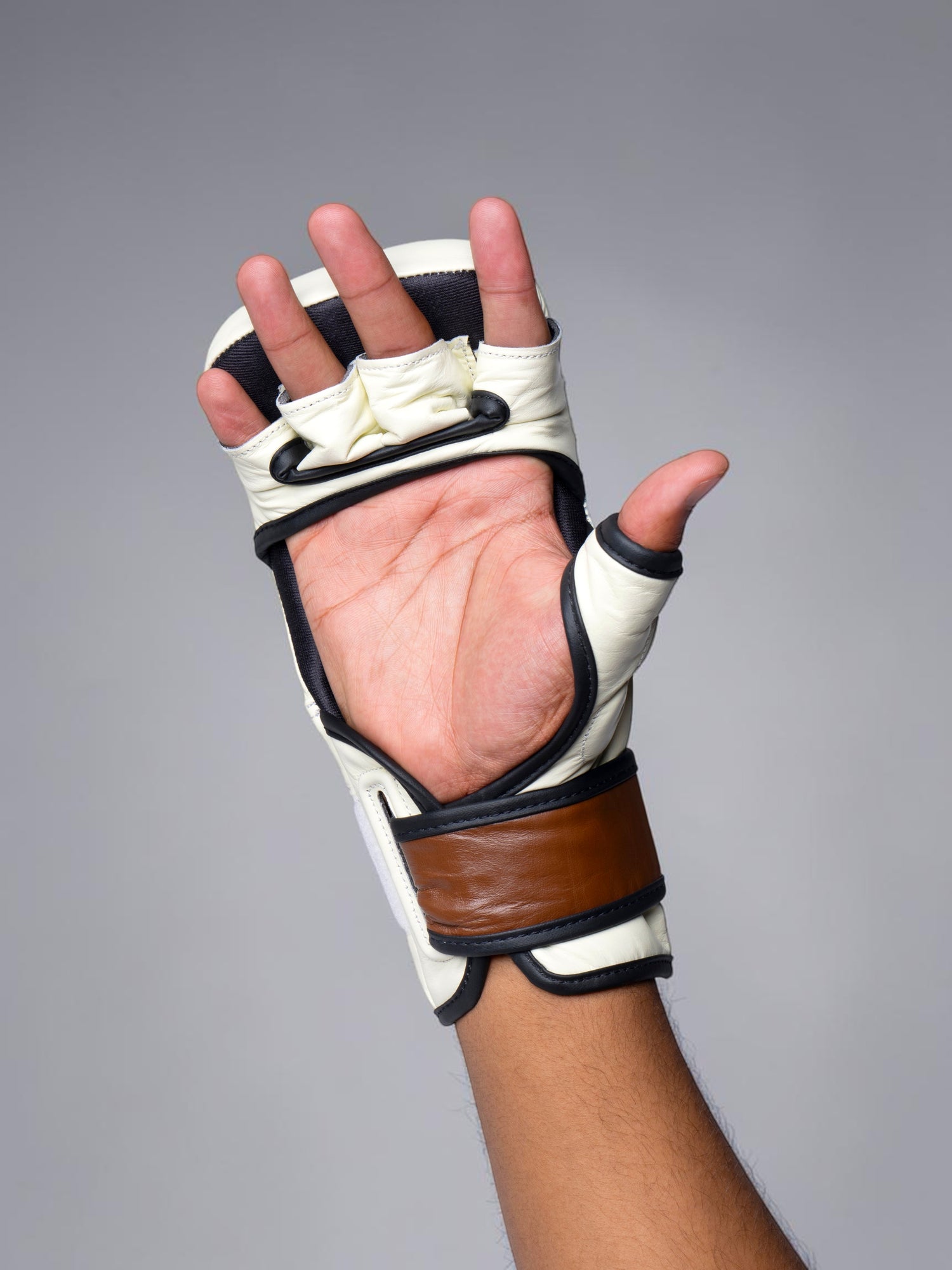 APEX5 Hybrid MMA Gloves - Saddle