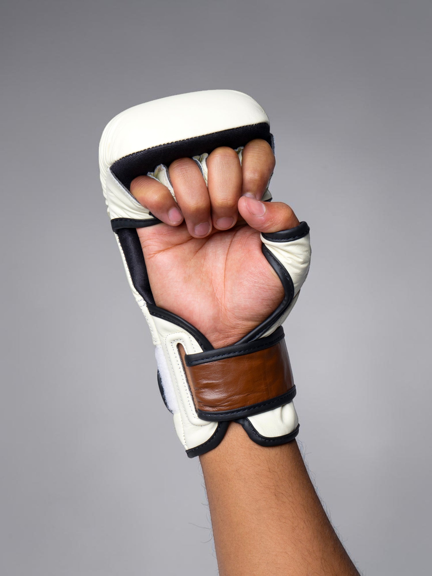 APEX5 Hybrid MMA Gloves - Saddle