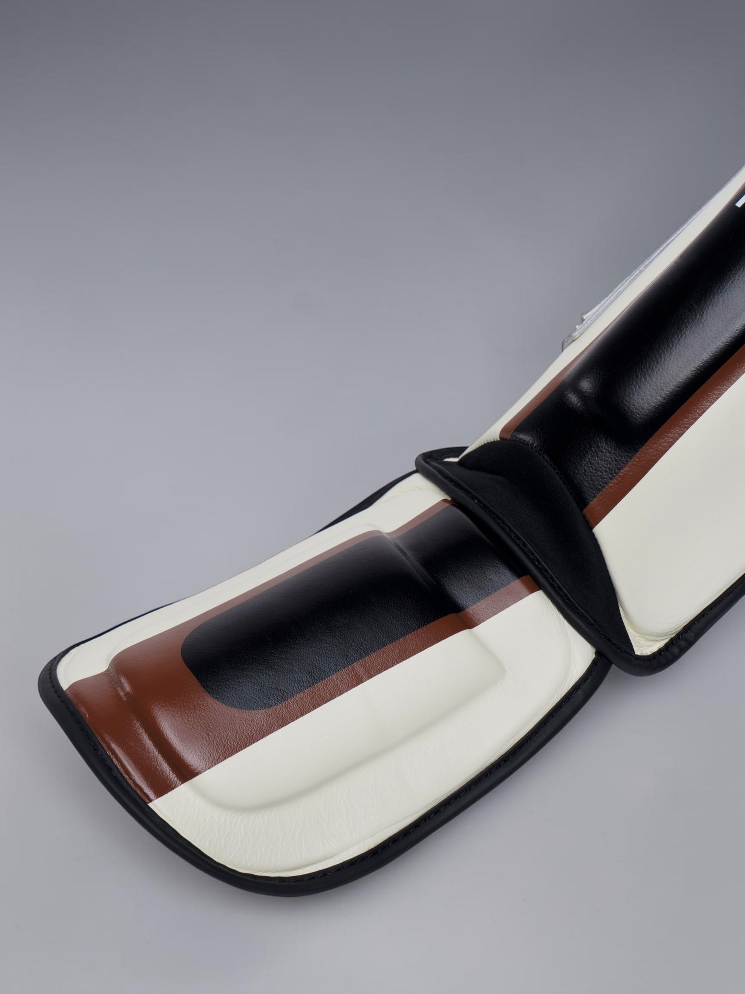 APEX5 GEL Shin Guards - Saddle