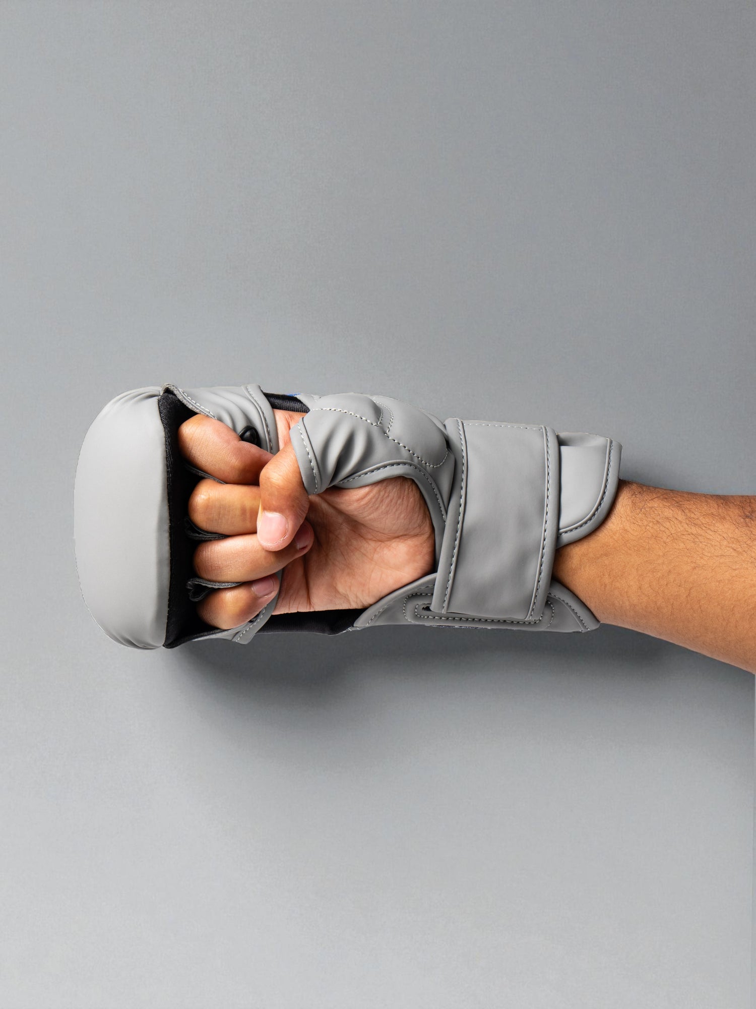 Battle MMA Gloves - Voltage