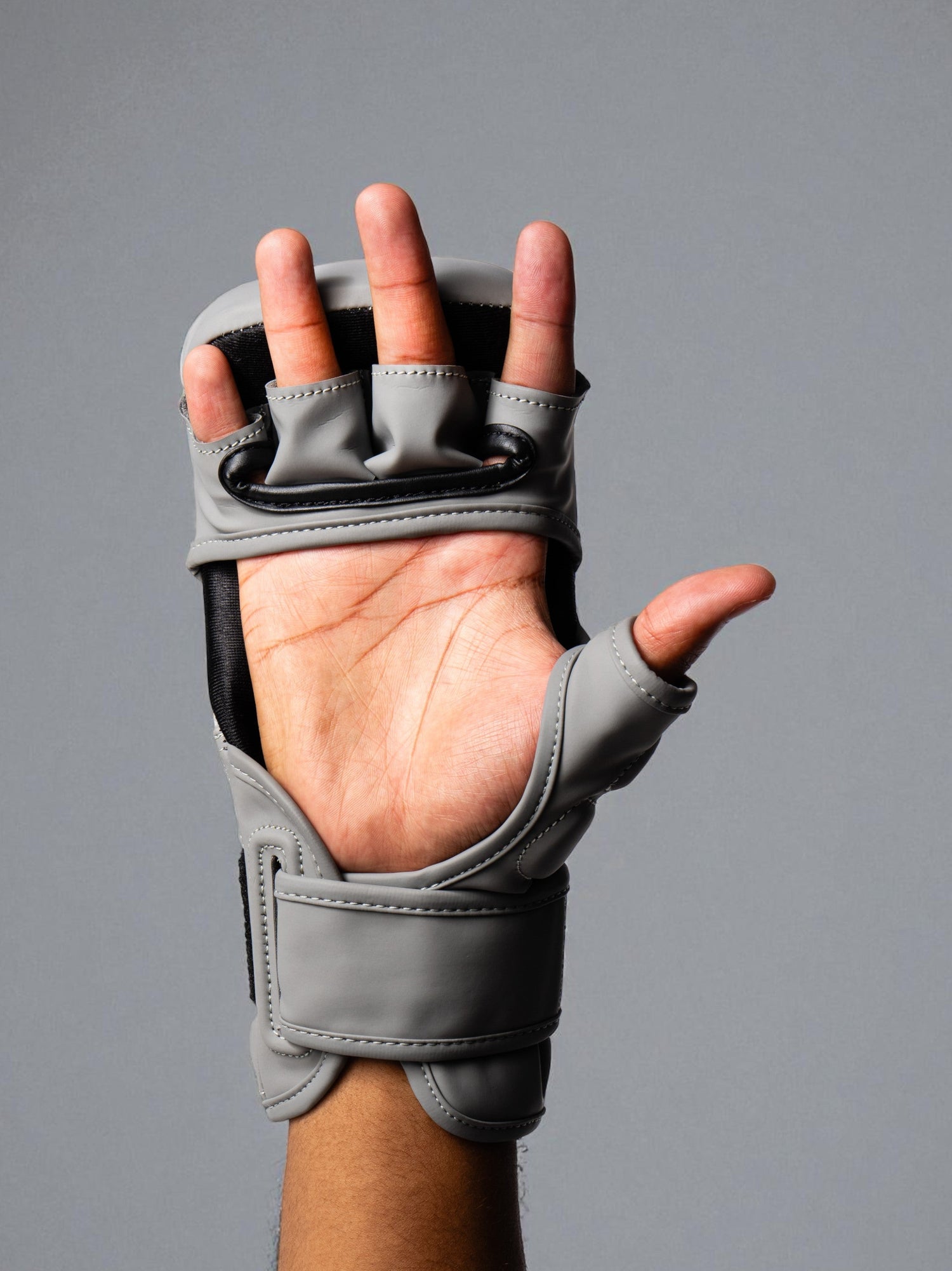 Battle MMA Gloves - Voltage