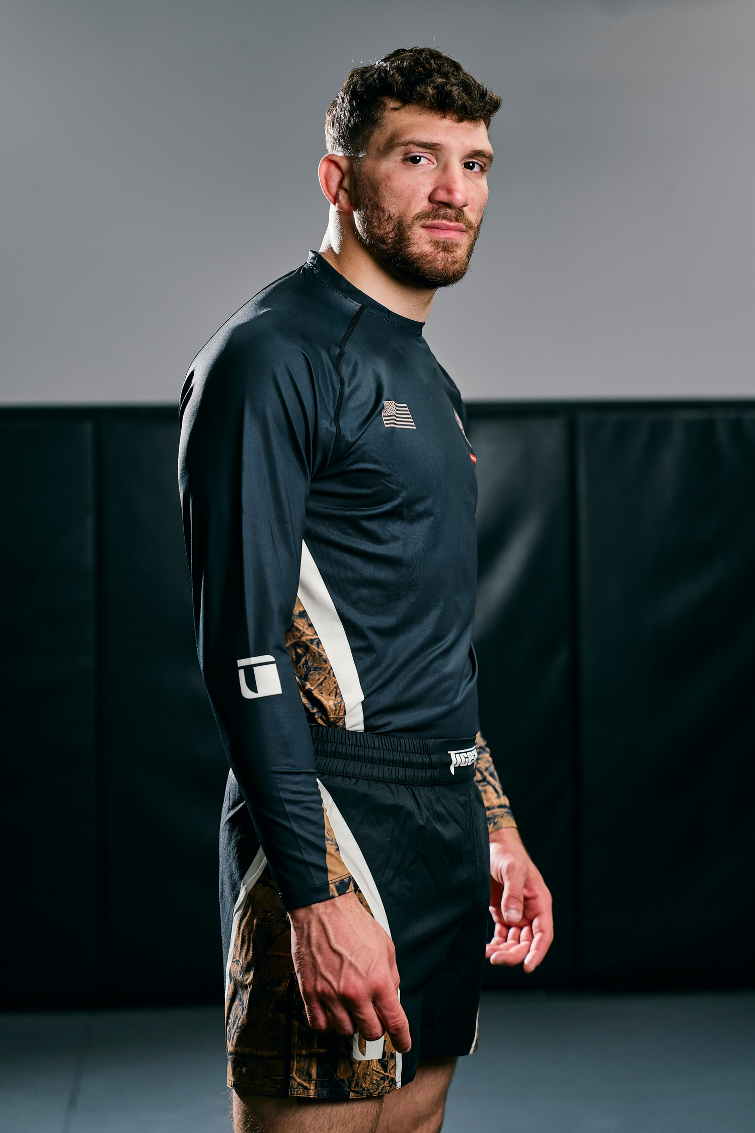 Saddle Long Sleeve Rashguard - Black
