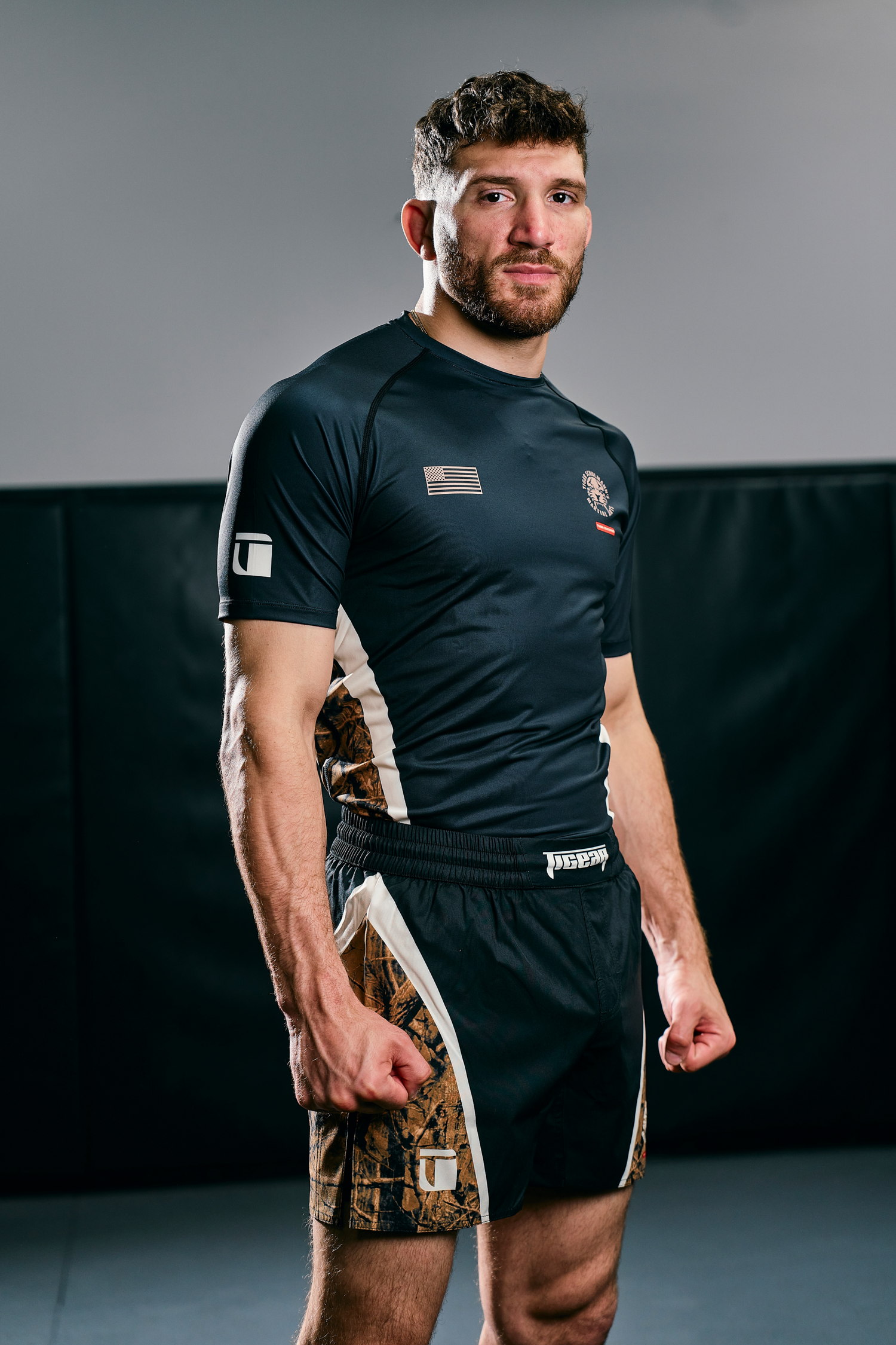 Saddle Short Sleeve Rashguard - Black
