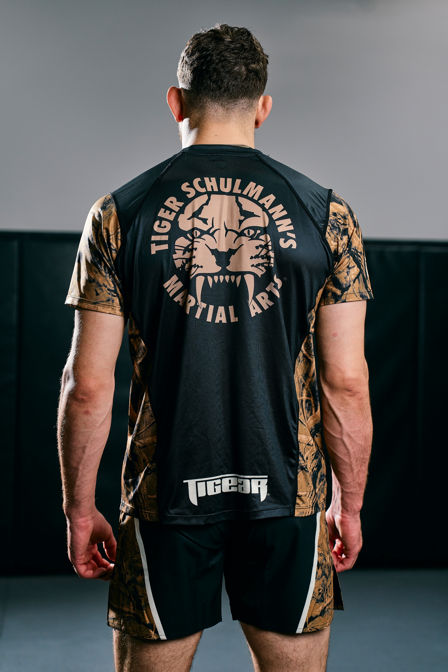 Saddle Performance Tech Tee - Black