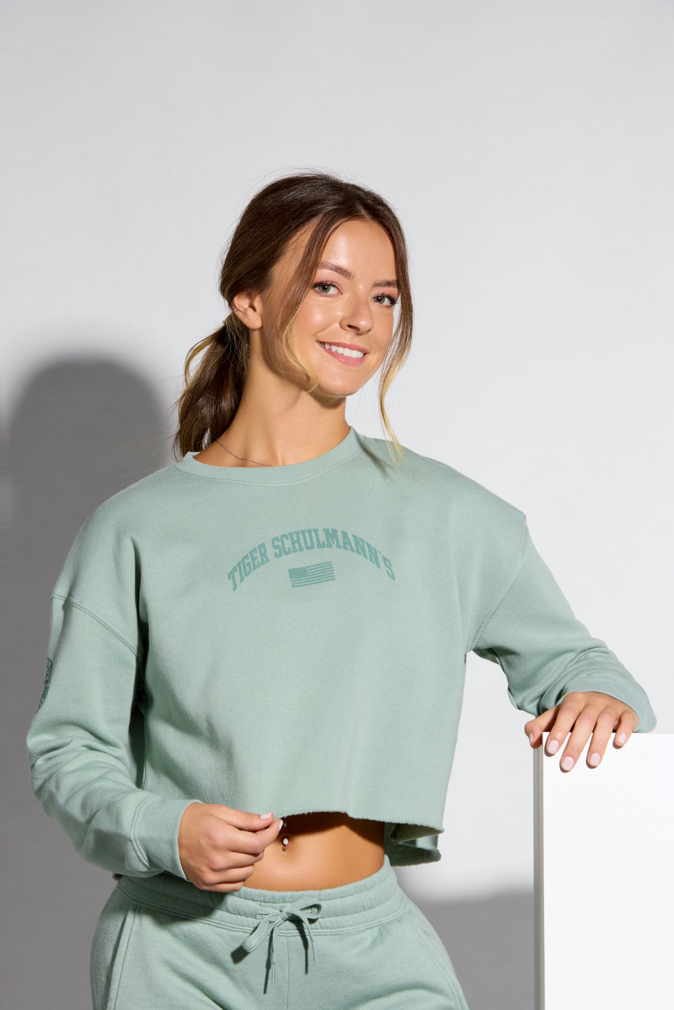 Womens Essential Cropped Crew - Sage