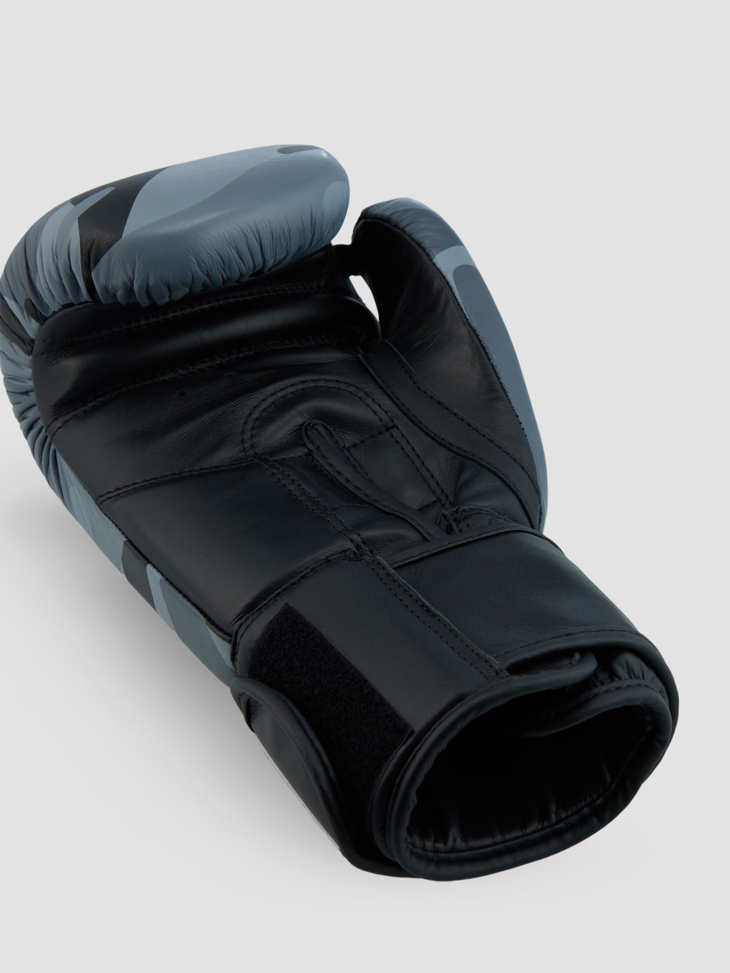 Training/Boxing Gloves Covert